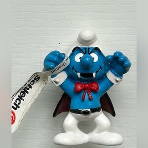 Schleich 20541 Dracula Vampire Smurf Figurine Toy NWT Halloween vintage